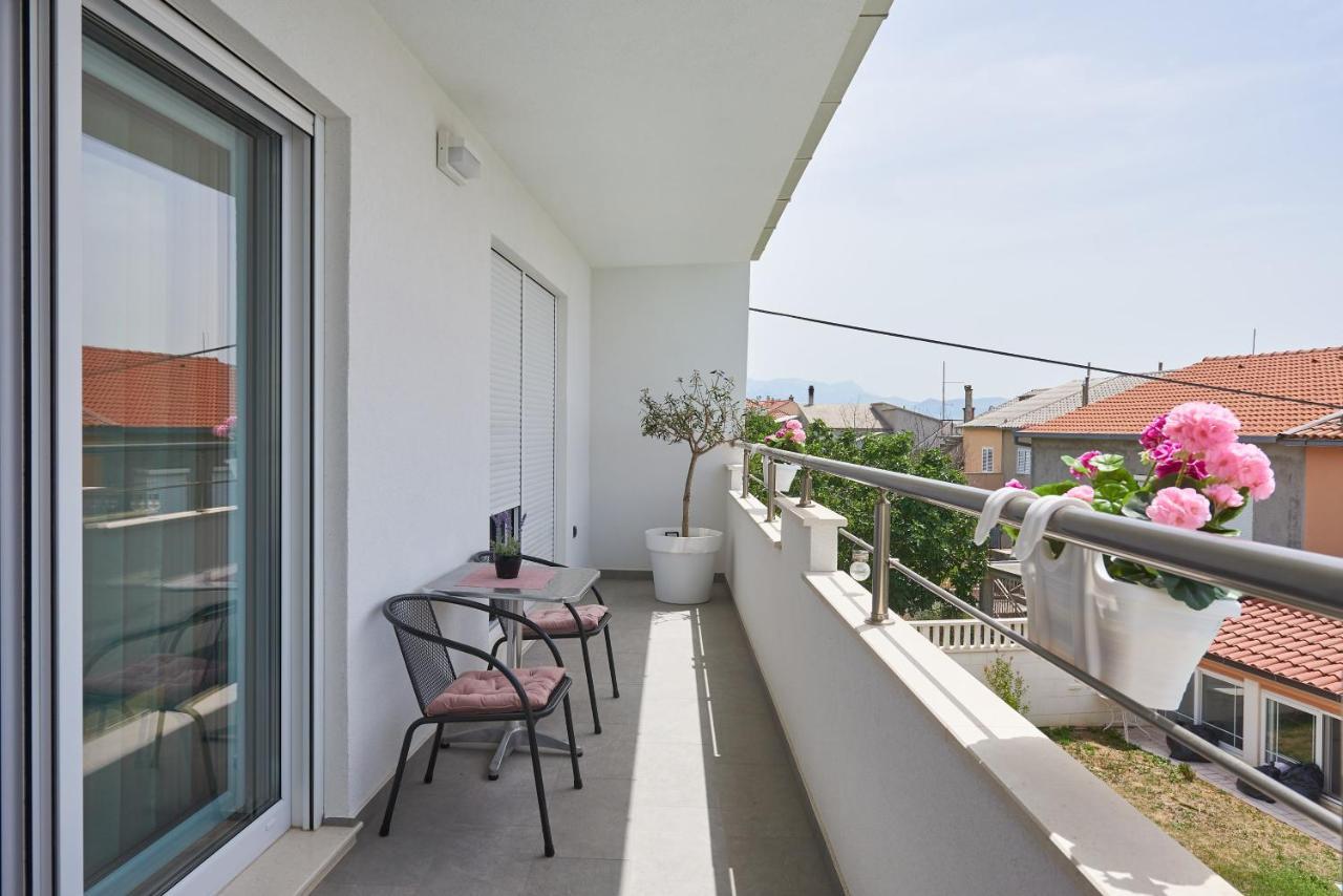 Apartments Infinity Kaštela Exterior foto